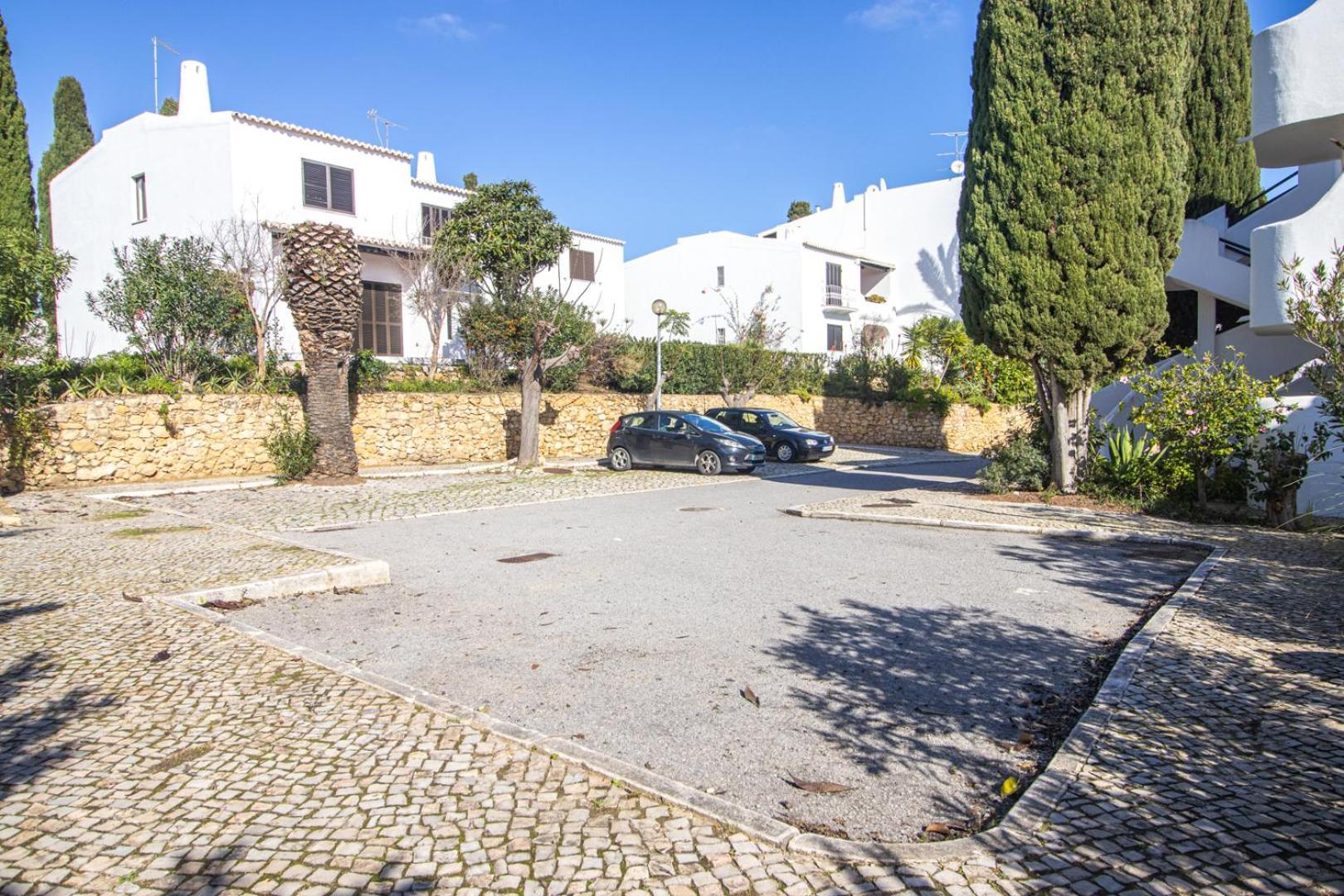 Seaside Retreat With Pool, Ac, And Fast Wi-Fi Apartment Albufeira Bagian luar foto